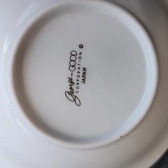 George GOOD Christmas China serving dishes set of 5 Gold Trimmed Vintage - Picture 4 of 5